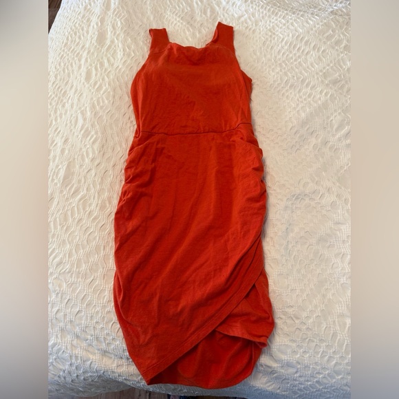 Athleta ‘Seeker’ Body Con Dress XS - Picture 2 of 4